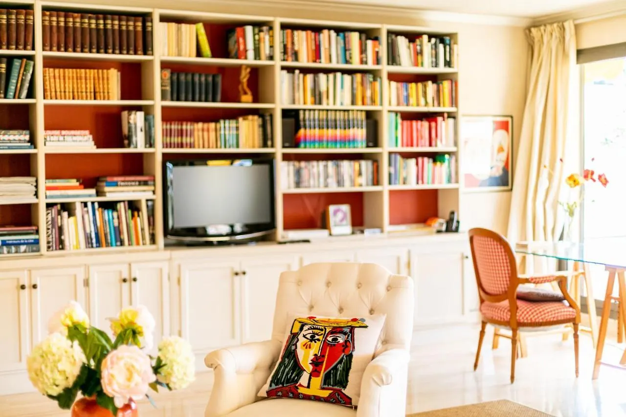 Appartement Le Chateau De La Pinede Juan-les-Pins