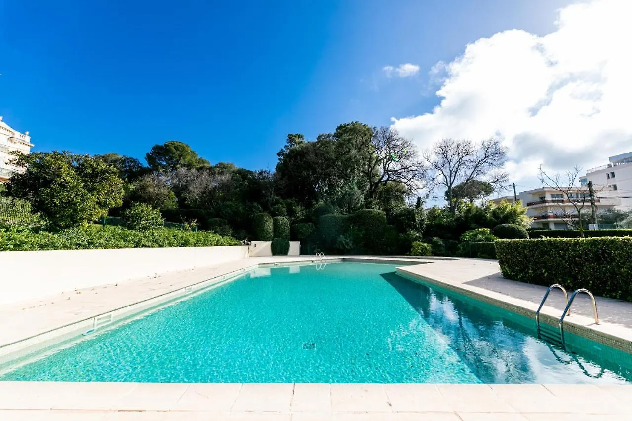 Appartamento Le Chateau De La Pinede Ap4198 By Riviera Holiday Homes Juan-les-Pins Francia